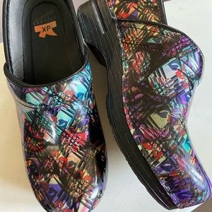 Dansko XP clogs size 39